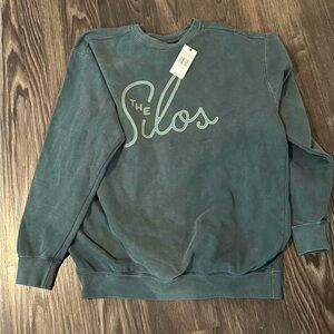 Green Magnolia Silos Sweater